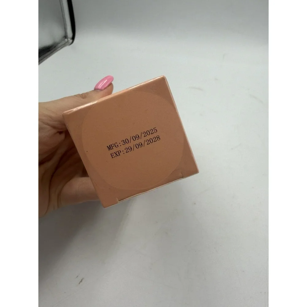 4‑in‑1 Color‑Changing Foundation SPF 50 Waterproof Long‑Wear LIGHT SKIN TONE New
